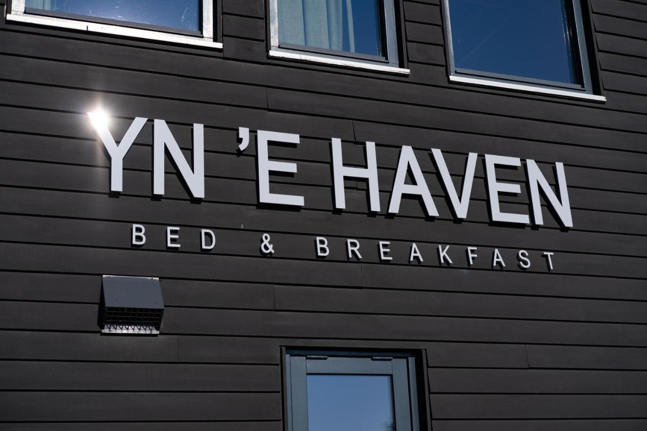 Bed & Breakfast Yn 'E Haven Earnewâld Esterno foto